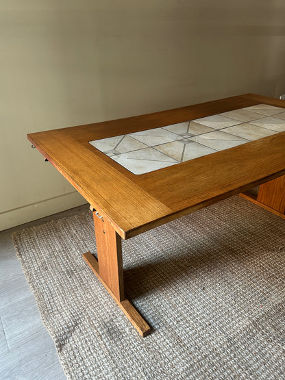 Oak dining table w tile inlay