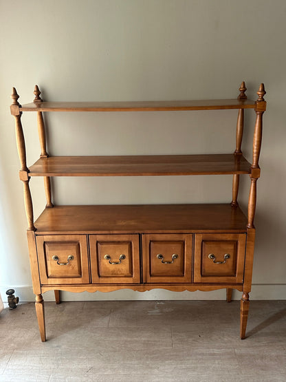 Maple display shelf