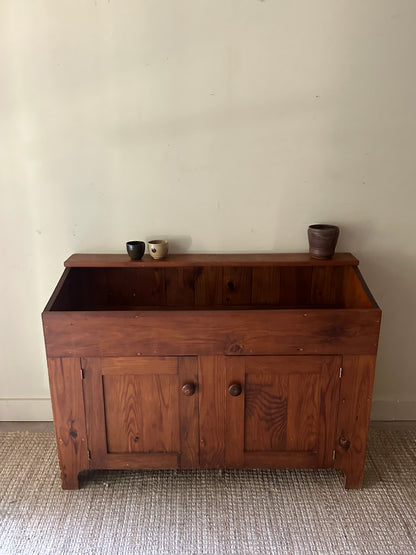 Pine dry sink