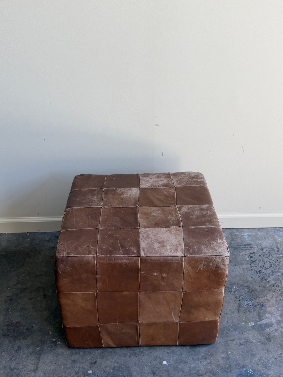 De Sede brown leather pouf