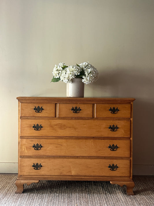 Maple dresser