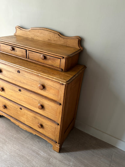 Pine empire dresser