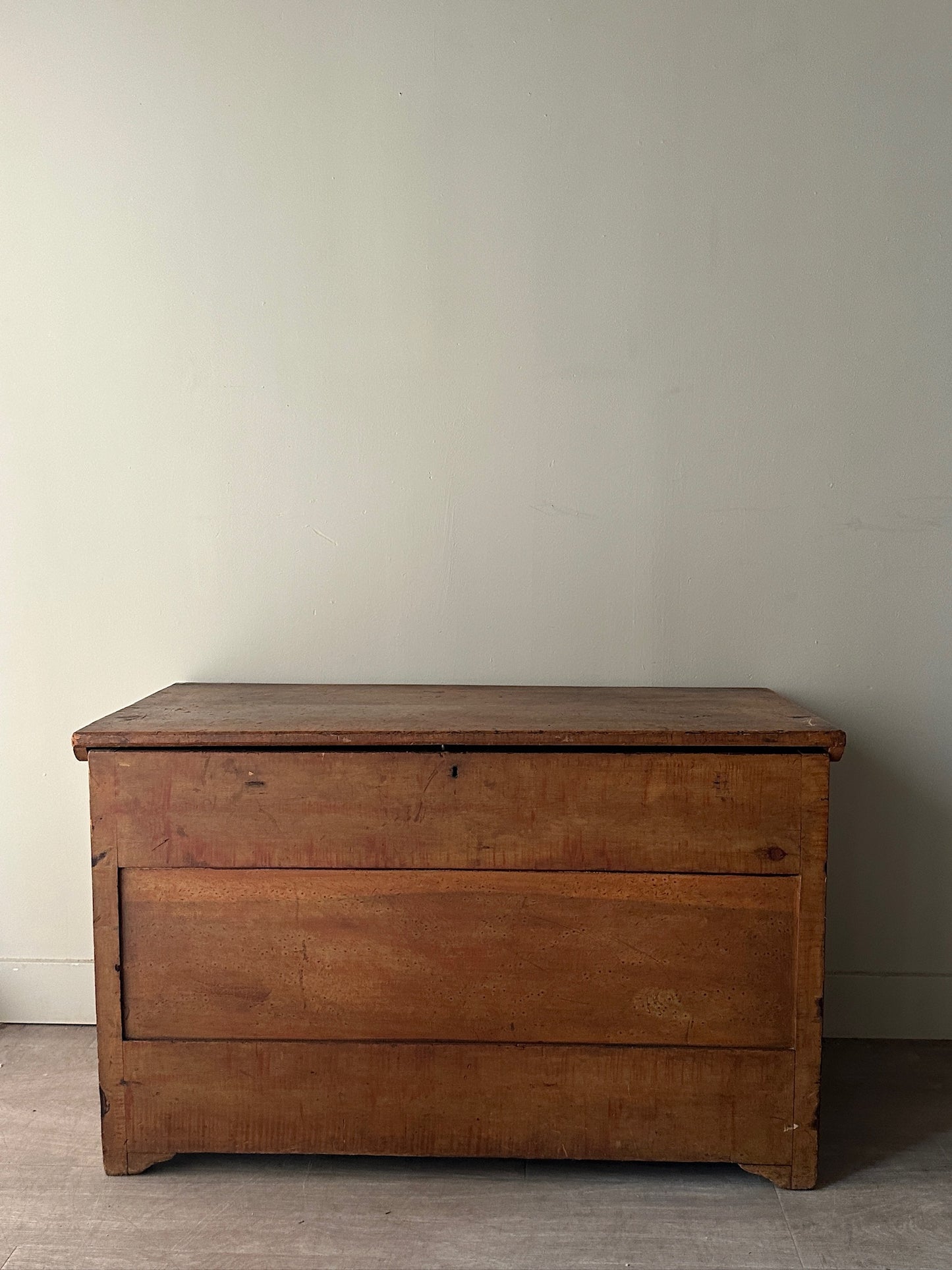 Pine chest