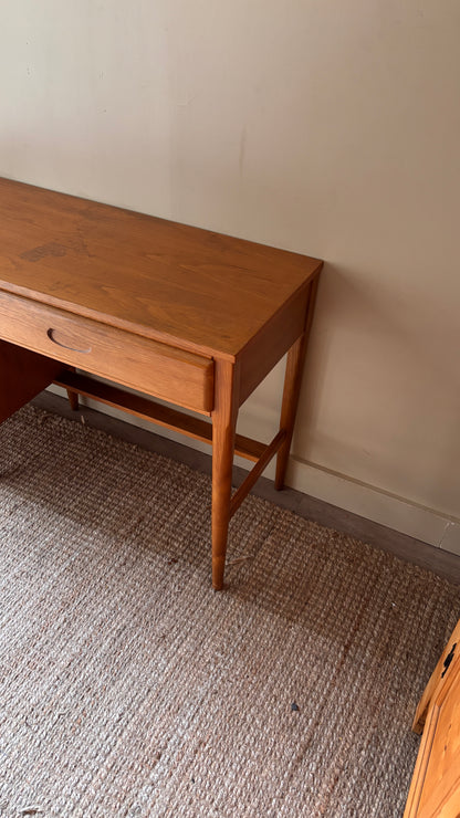 Maple desk