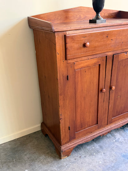Mid-Atlantic Federal yellow pine jelly cupboard