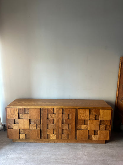 Lane oak credenza