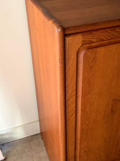 Dyrlund teak sideboard