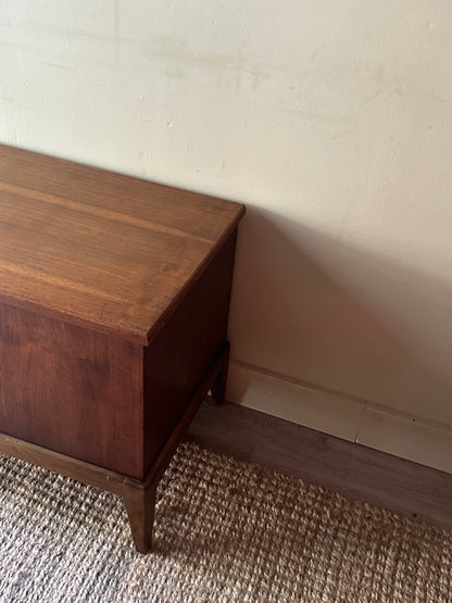 Lane cedar storage bench
