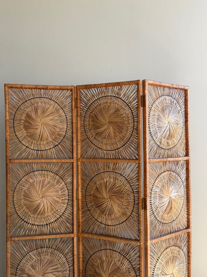 Rattan & wicker room divider
