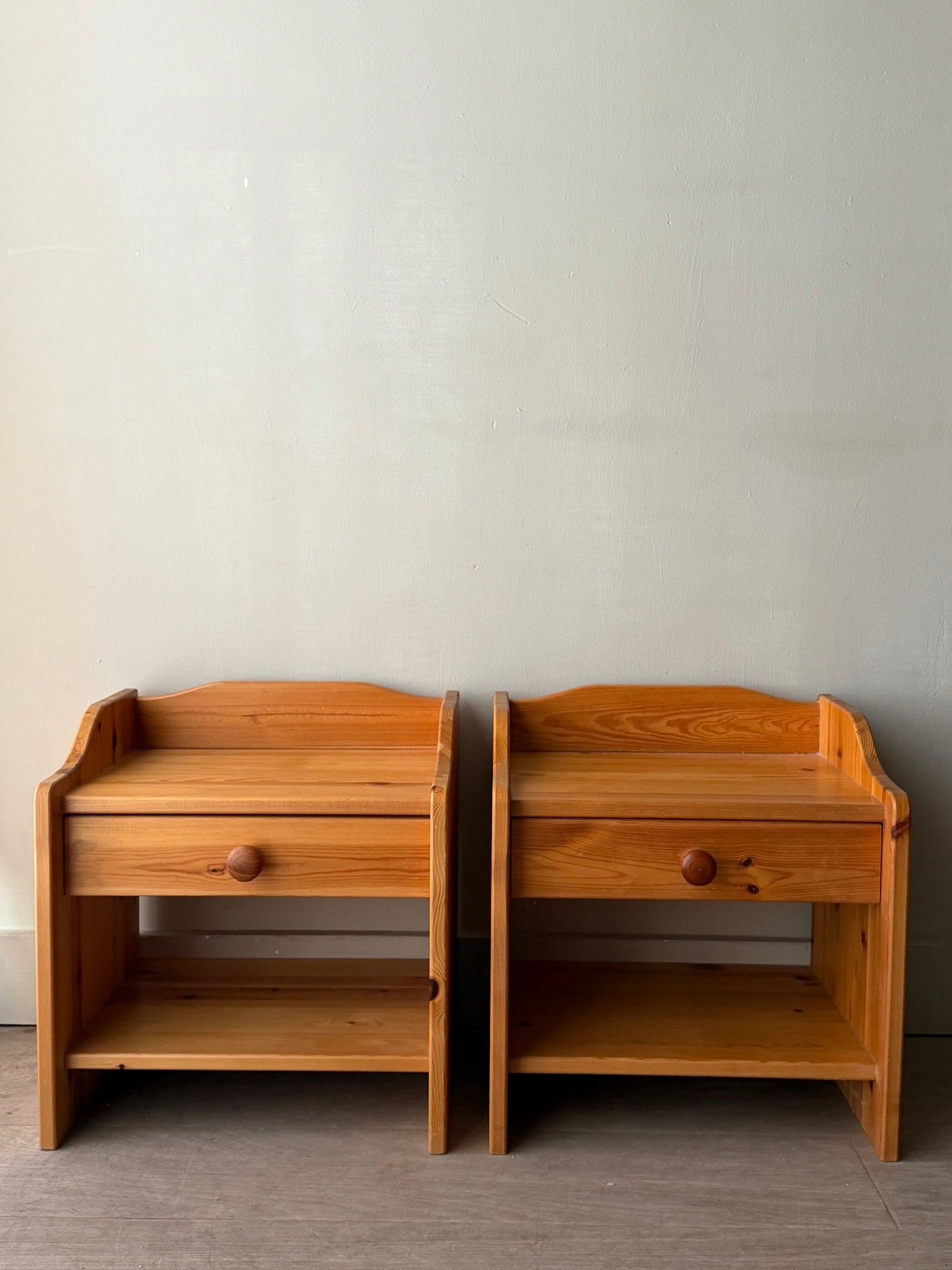 Pair of Scandinavian pine nightstands