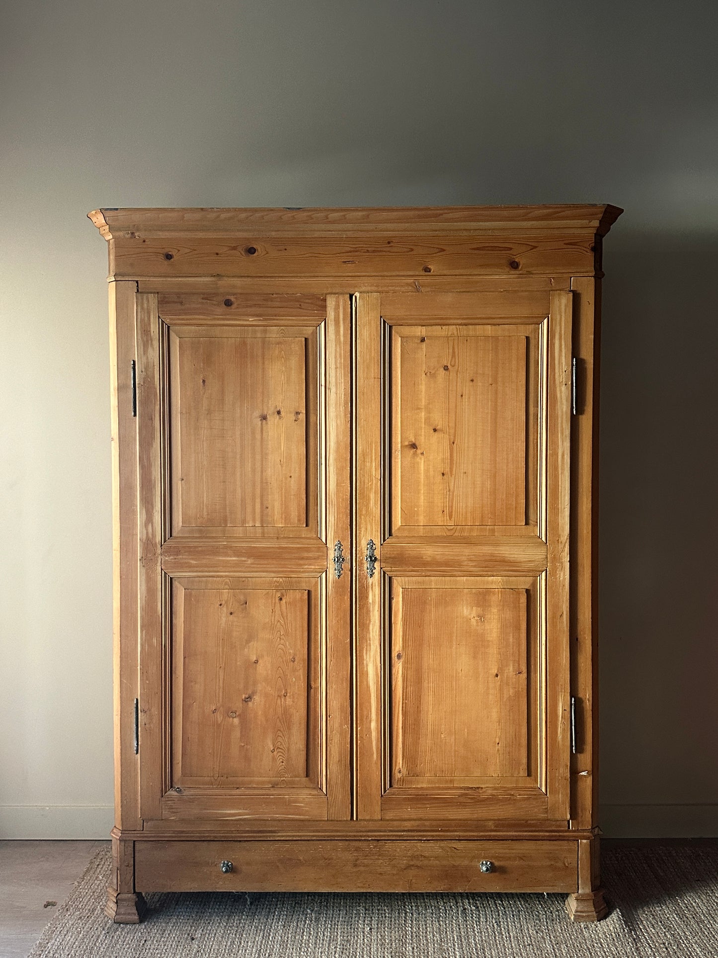 Pine cupboard