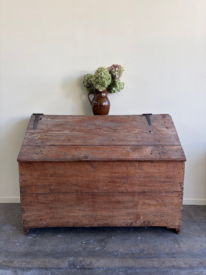 Pine Feed Bin