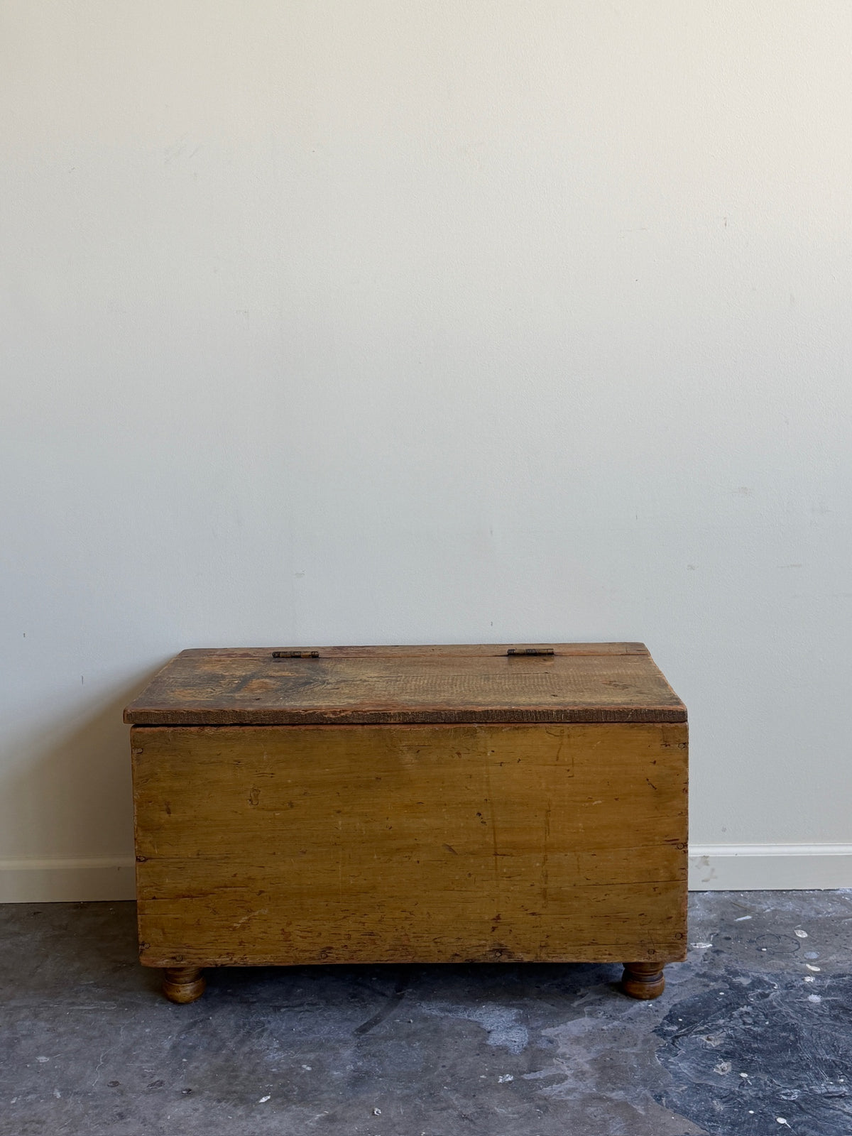 Pennsylvania Sheraton mustard painted small pine chest