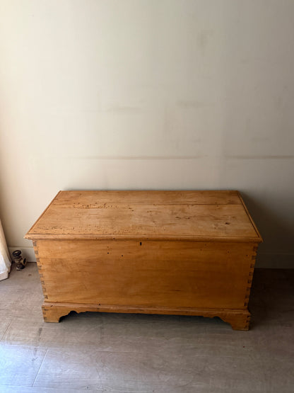 Pennsylvania Federal figured maple chest