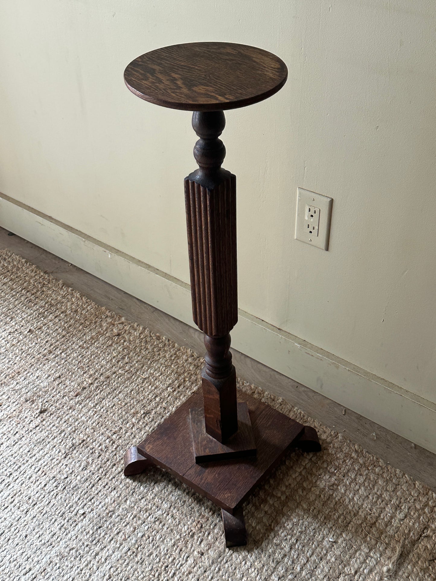 Oak pedestal