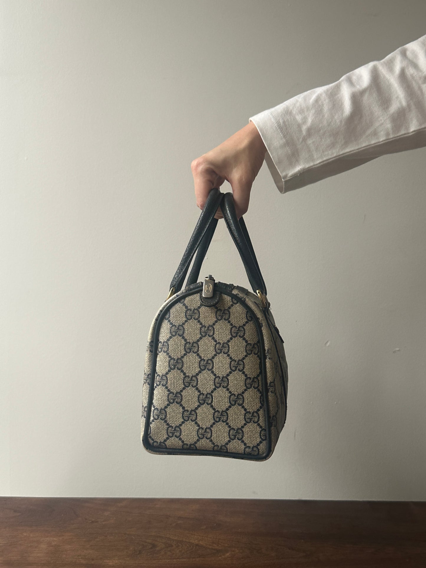 Gucci GG Monogram Supreme Boston bag