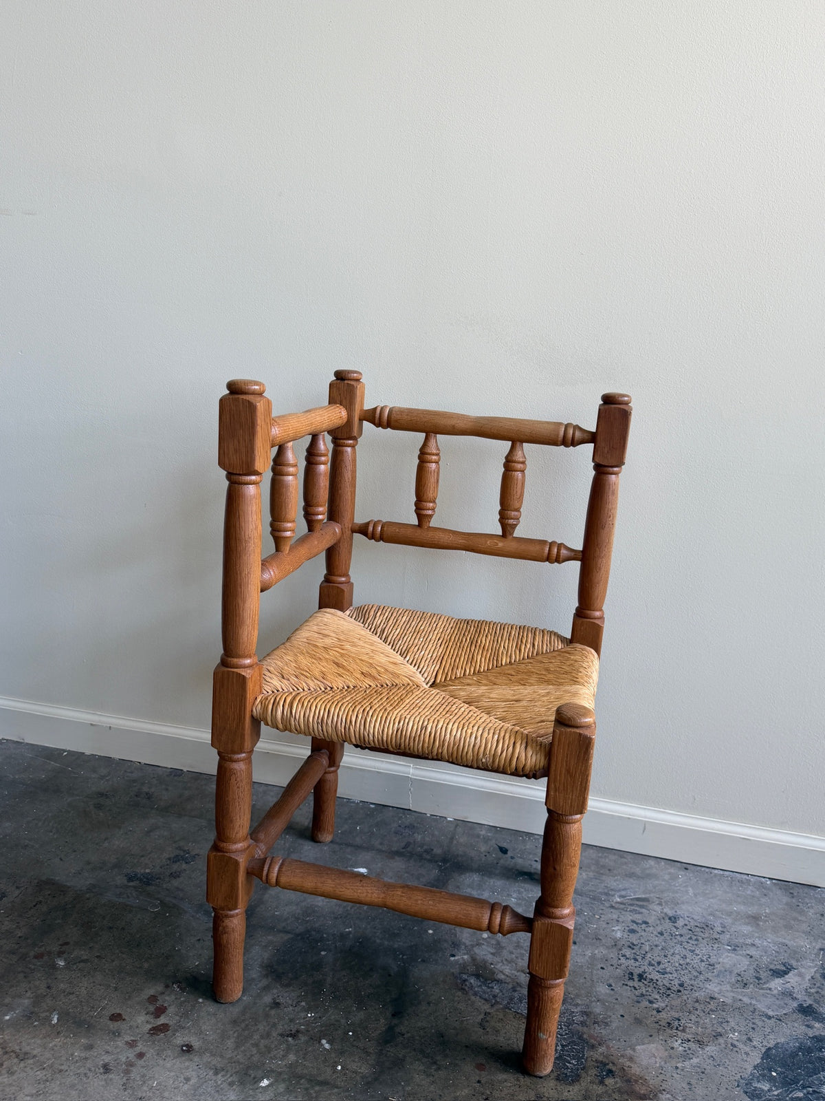 Dutch oak rush seat corner chair