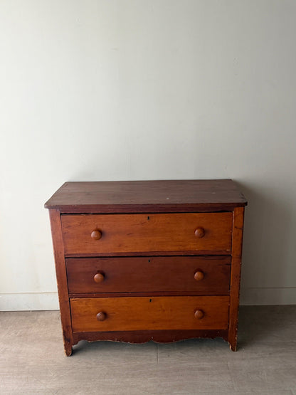 Pine 3 drawer dresser