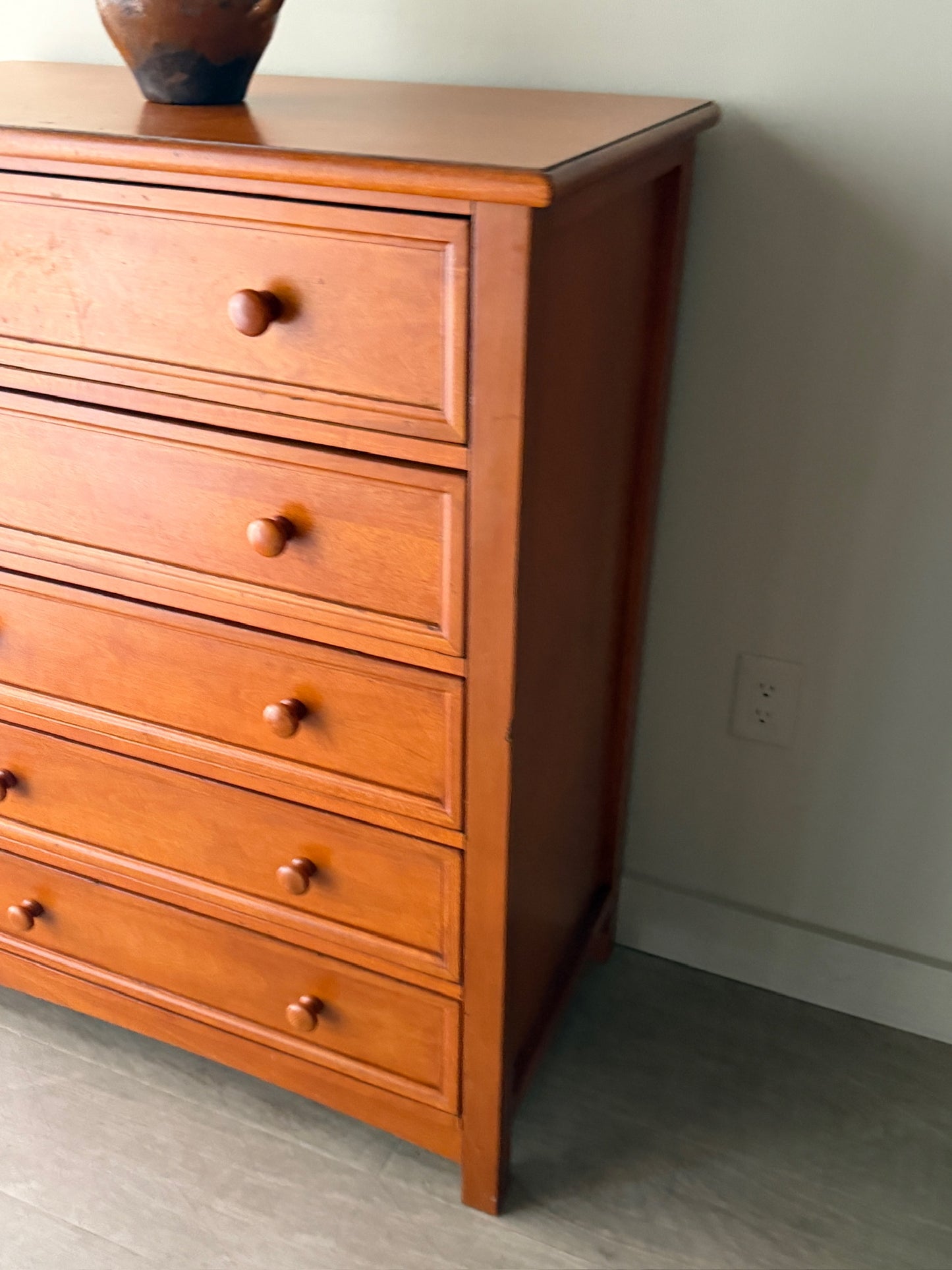 Maple dresser