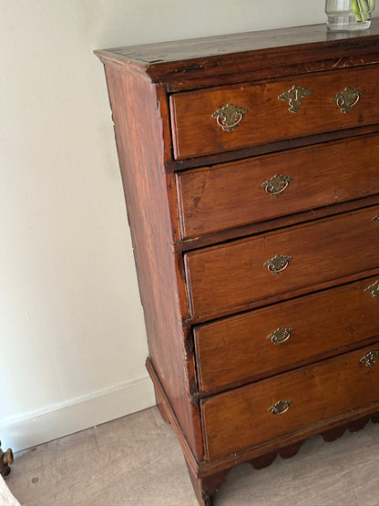 Pine William and Mary dresser