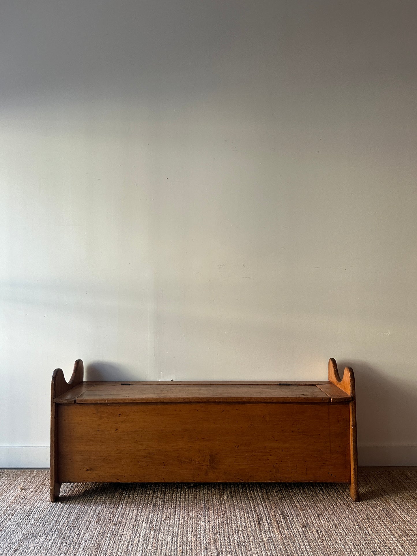 Pine storage bench