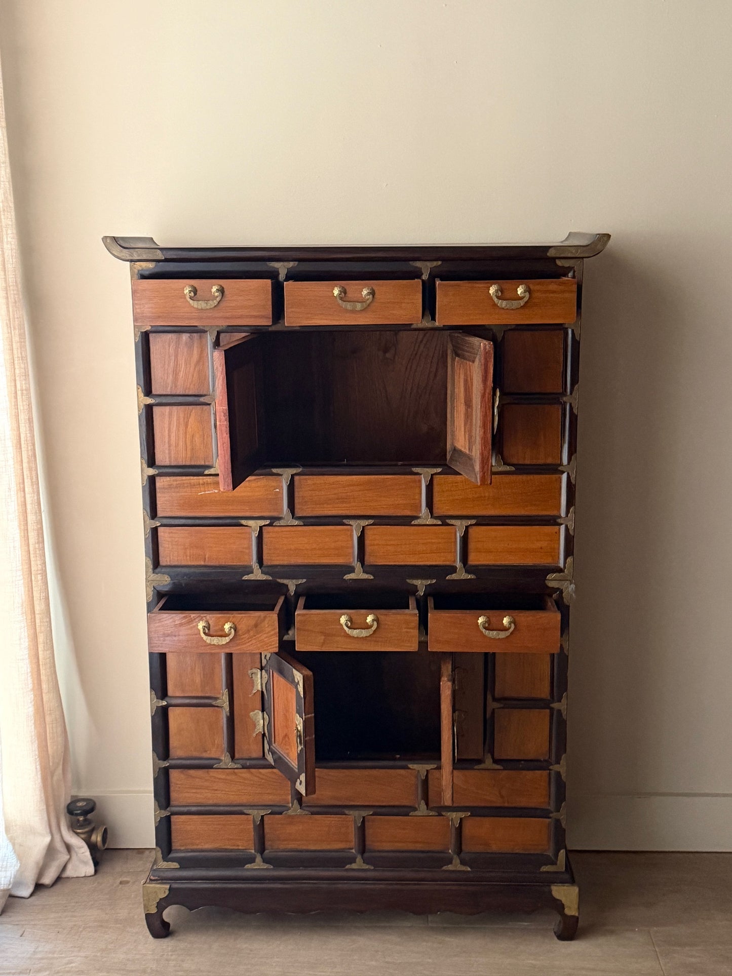 Korean elmwood two piece tansu chest