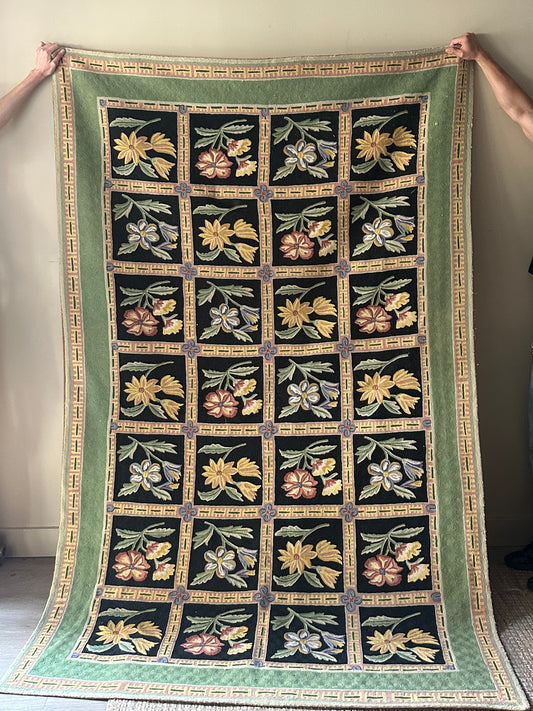 Wool flower rug 5’ x 8’