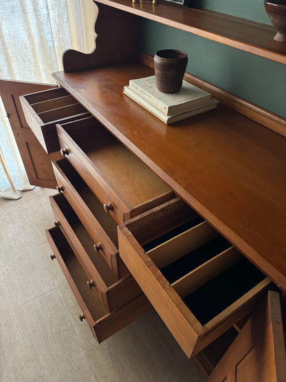 Maple stepback hutch