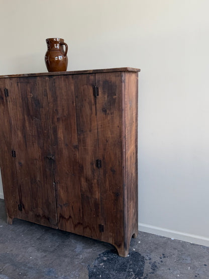 Pine cupboard