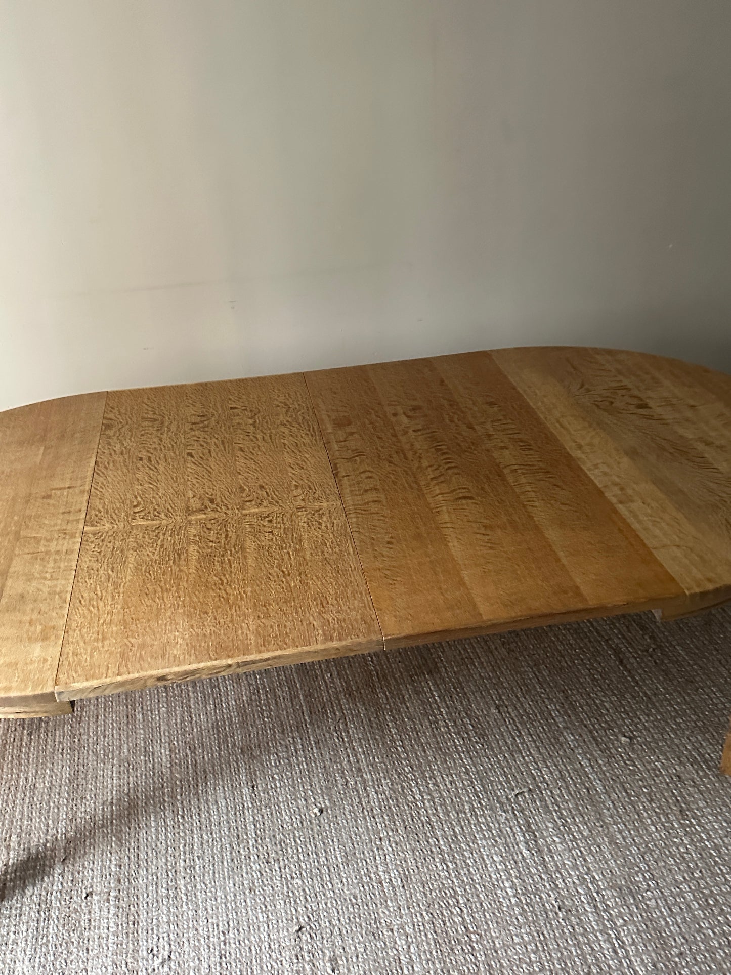 Oak dining table with leaves