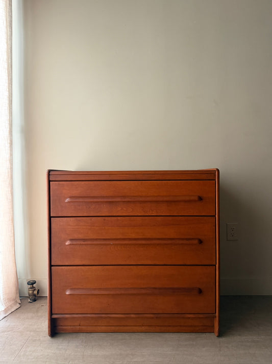 French & Heald maple 3 drawer dresser