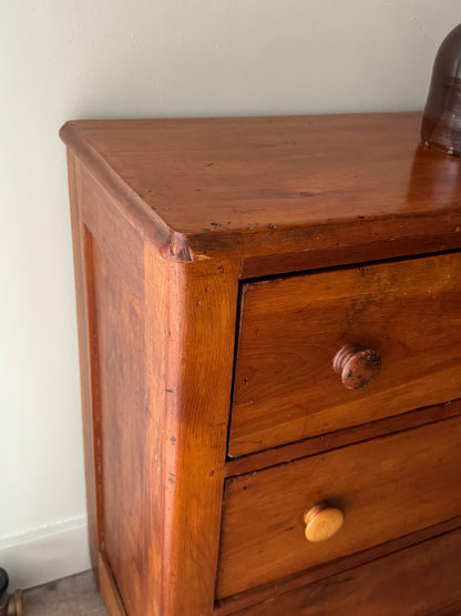 Pine 3 drawer dresser