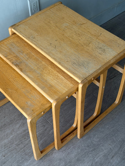 Oak nesting tables