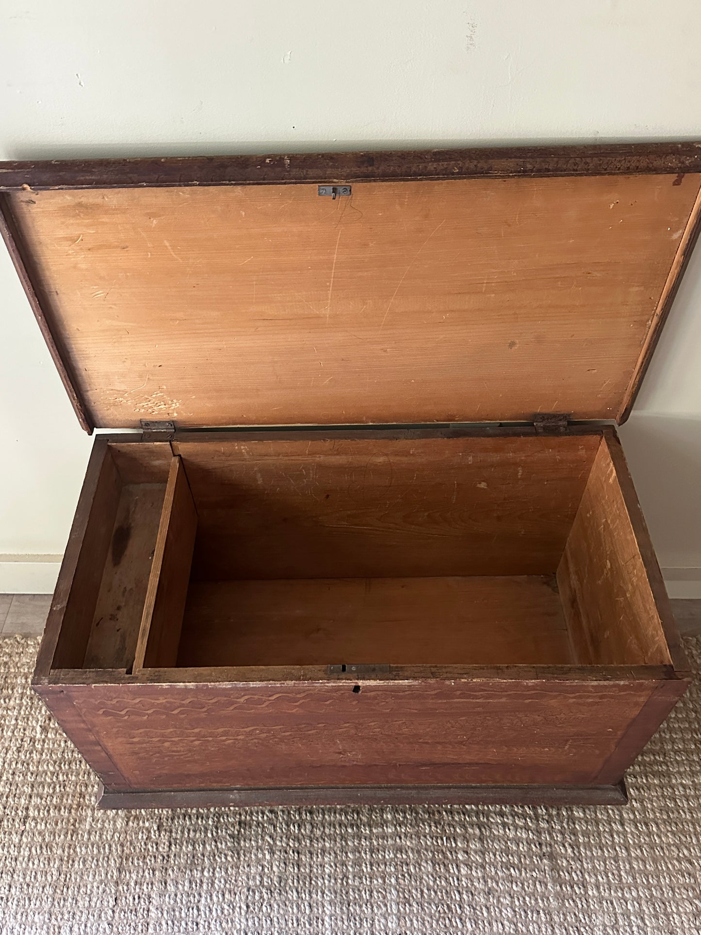 Grain painted chest