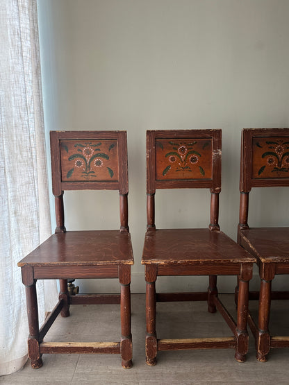 Swedish Kurbits folk painted dining chairs. Sold as set of 4