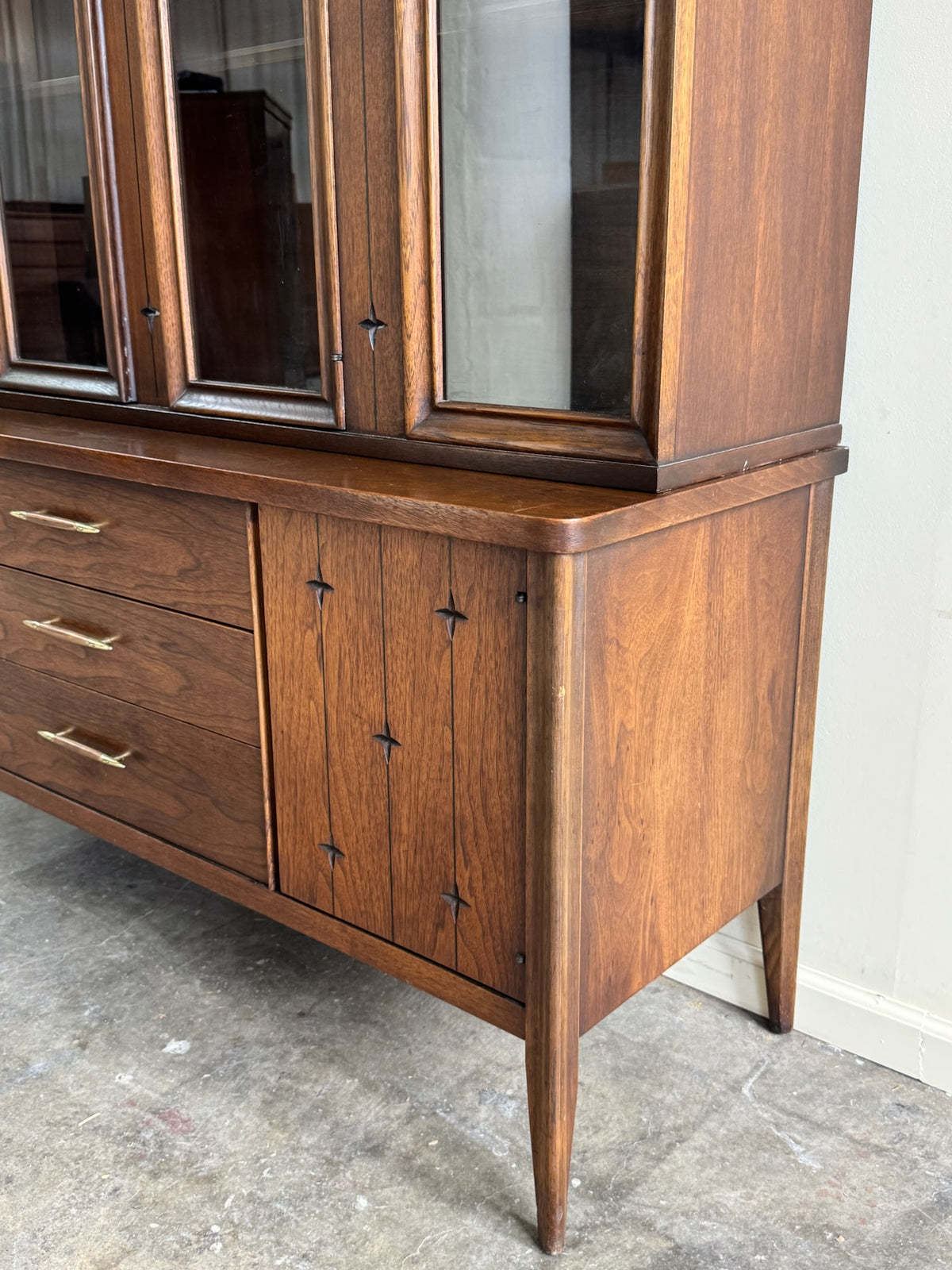Broyhill walnut two piece hutch