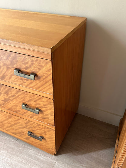 Deco maple dresser