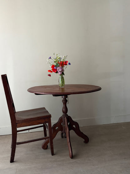 Victorian walnut parlor table