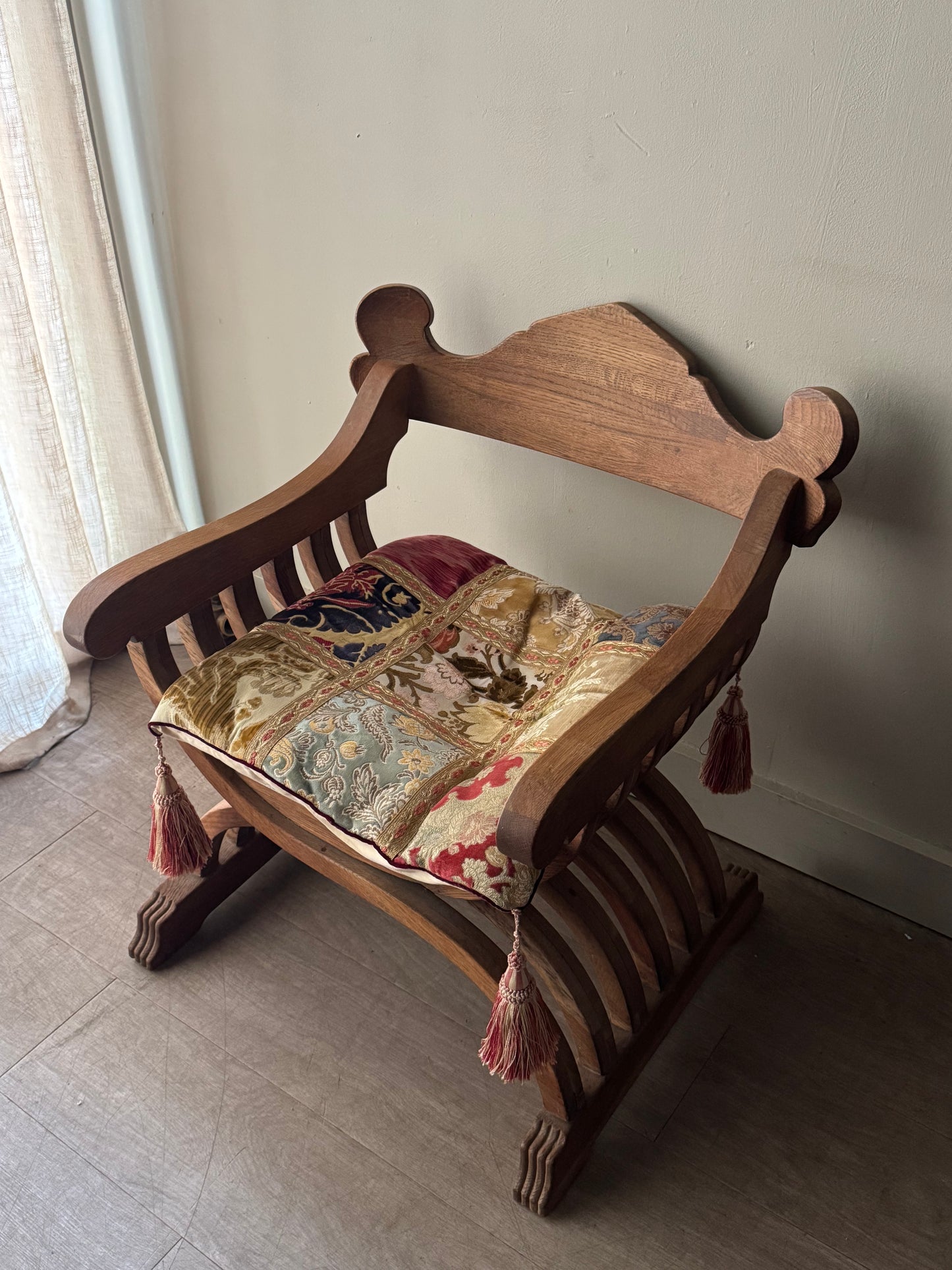Italian golden oak chair