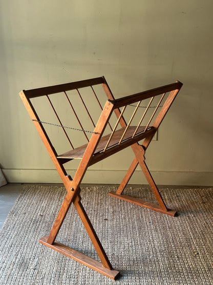 XL magazine rack
