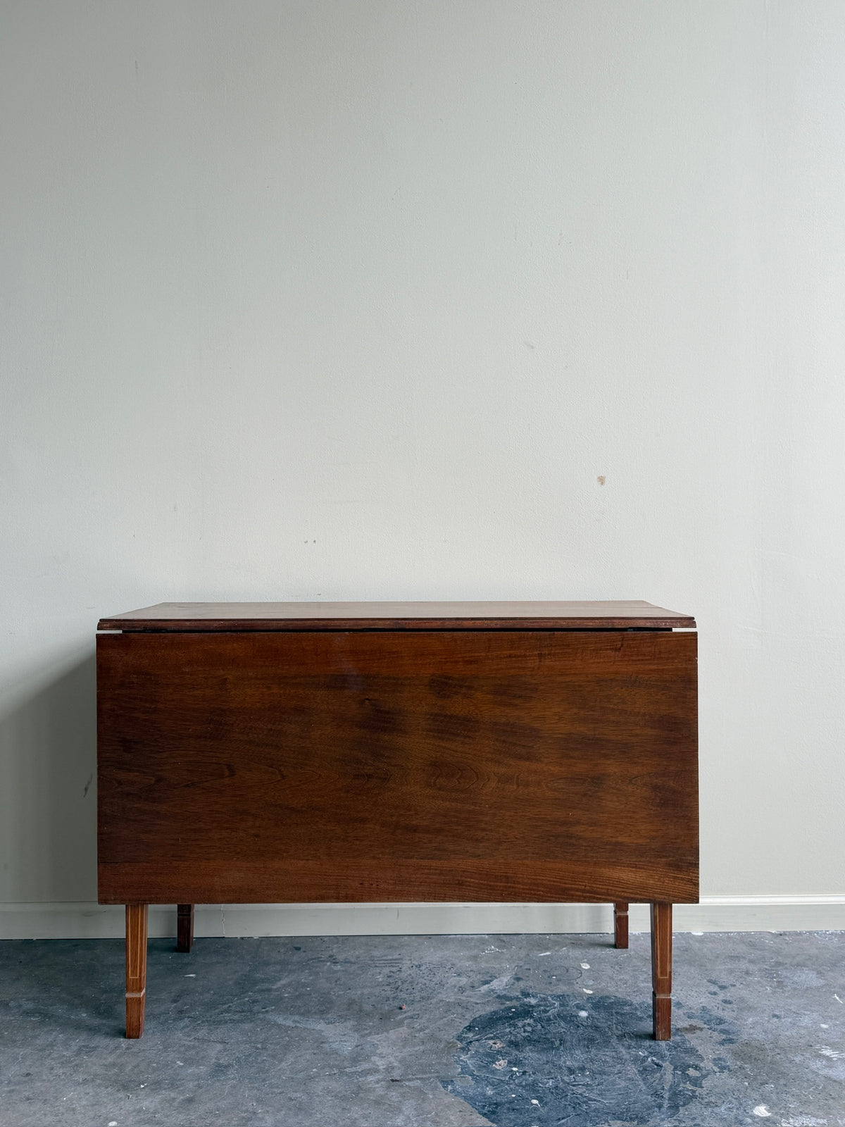Mid-Atlantic inlaid walnut drop leaf table