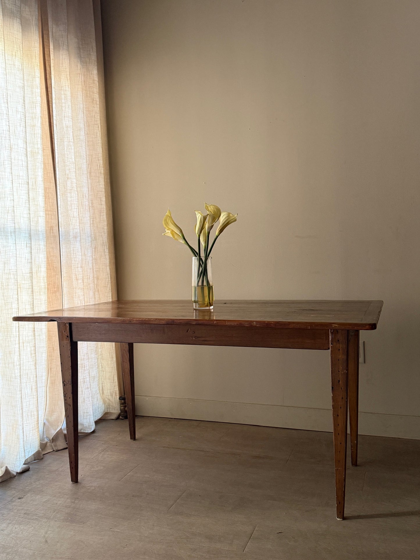 Yellow pine farmhouse table