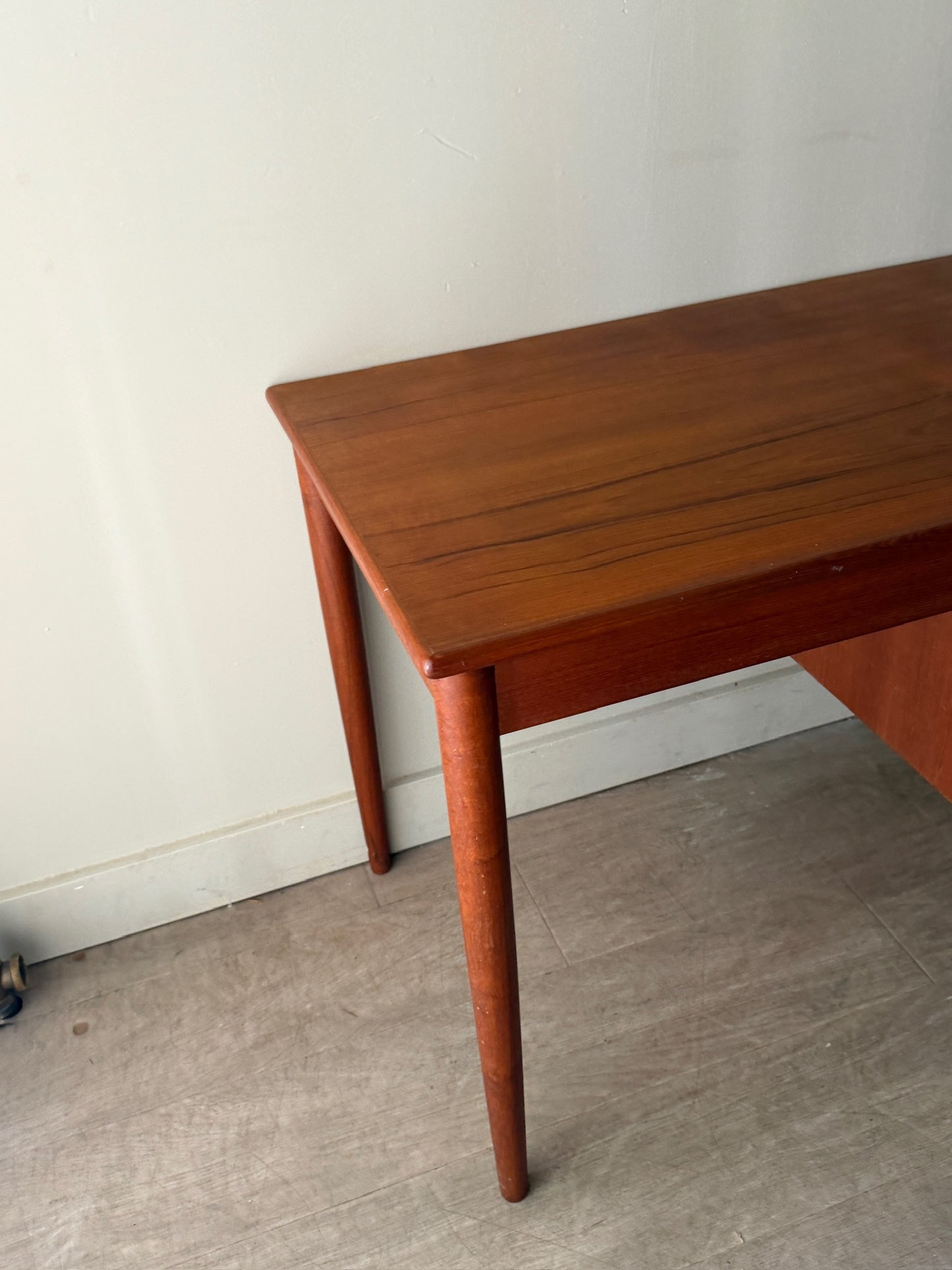 Teak desk