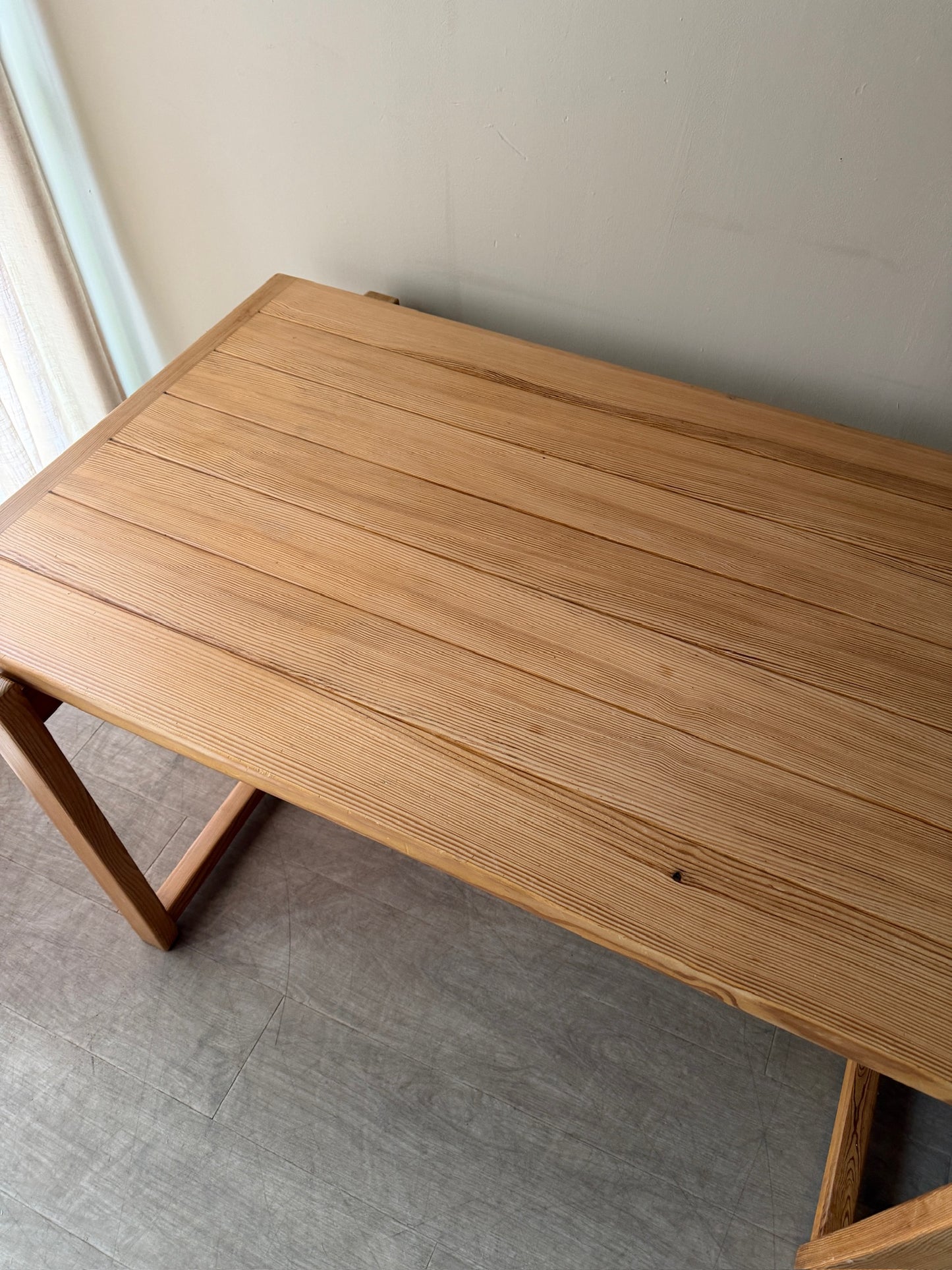 Hugo Svensson Dutch pine dining table