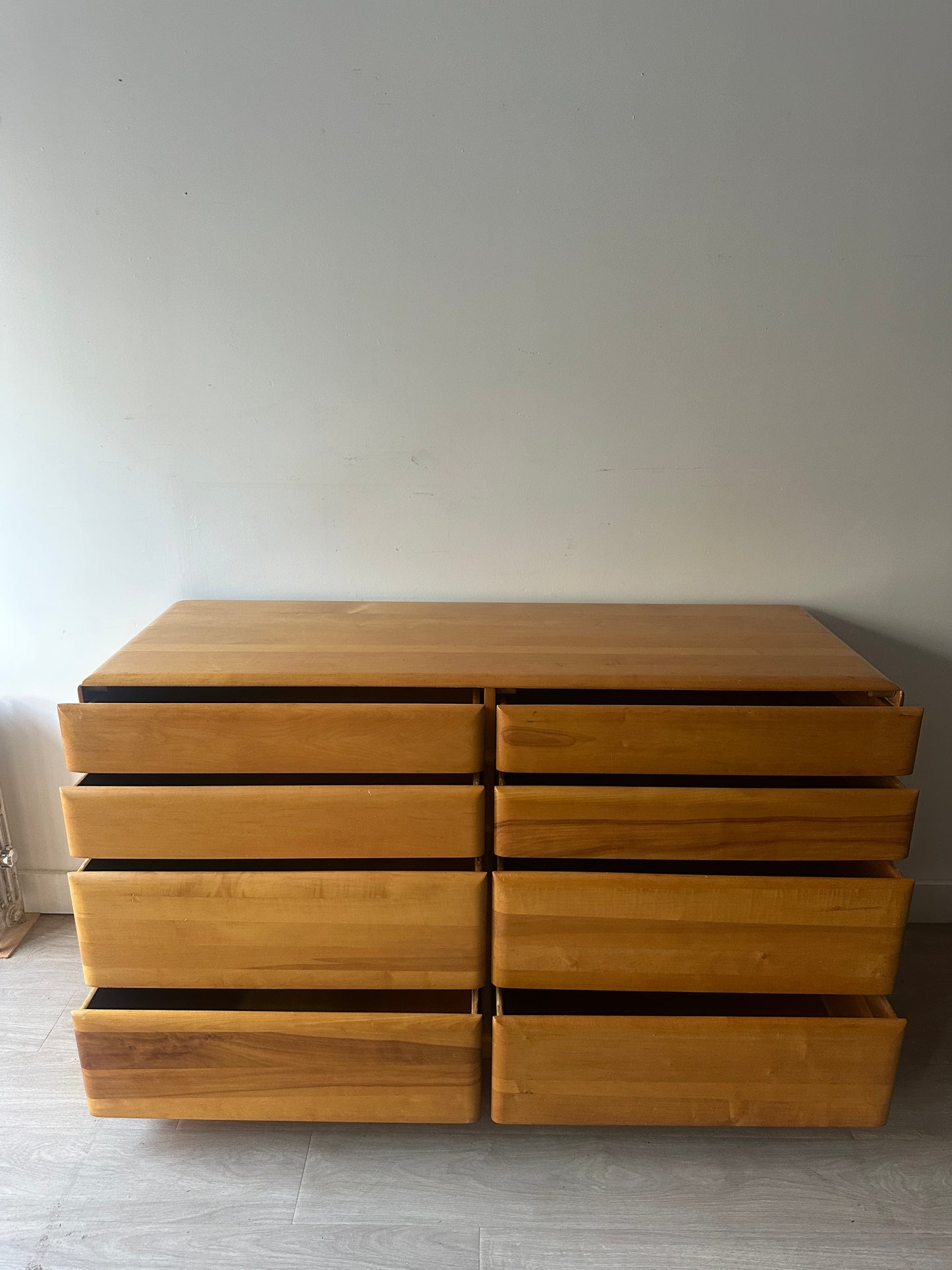 Maple dresser