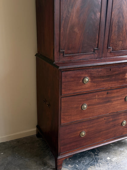 Georgian mahogany two piece linen press