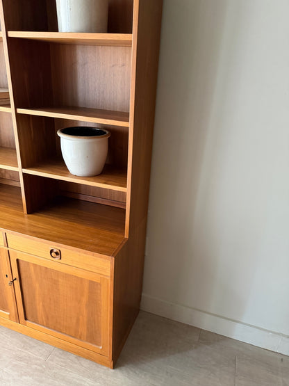 Swedish teak two piece hutch