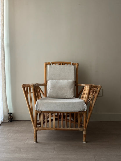 Bamboo arm chair