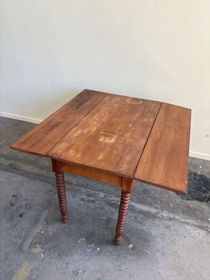 Pine bobbin leg drop leaf table