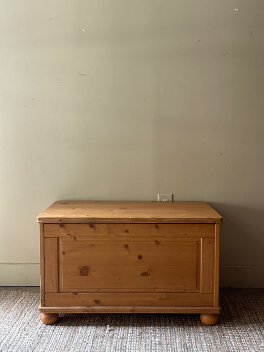 Pine chest